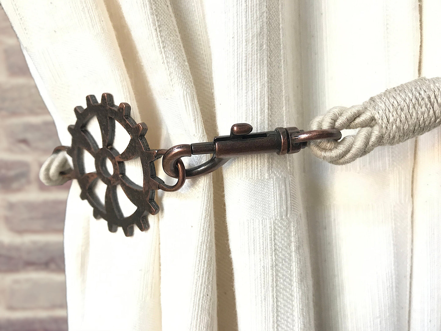 Bracciale per tende per allestimenti in stile industrial, in cotone e lino GRIGIO . Allestimenti per loft ed open space. Made in Italy.