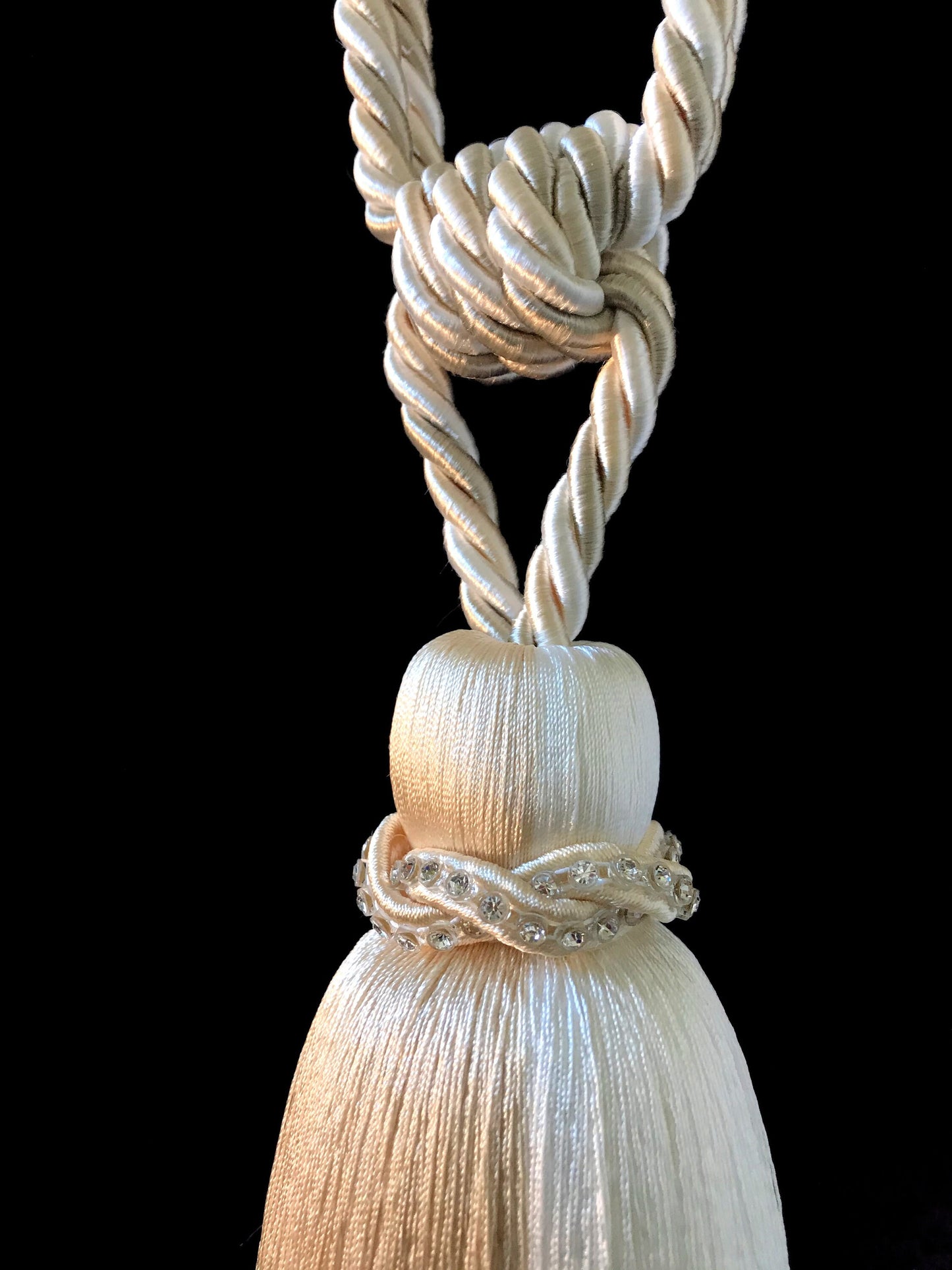 1 Large luxury curtain tieback, large three-color tassel decorated with rhinestones, stunning curtain accessory.