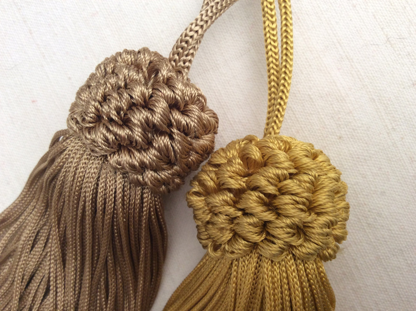 Nappa Fiocco Chiave Giallo Oro o Marrone 11cm - Made in Firenze