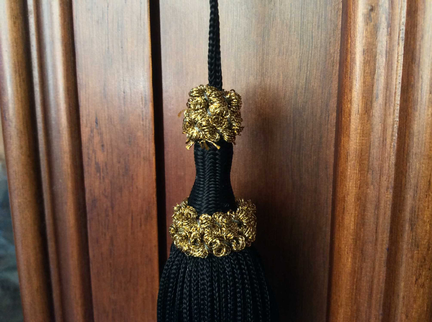 Key Tassel Lame for Antique Furniture - Handmade Florence
