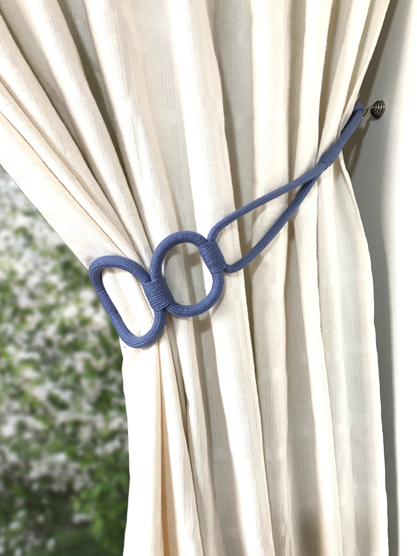 Bracciale blu chiaro a tre anelli, elegante decorazione per tende tendaggi drappeggio drappo made in italy