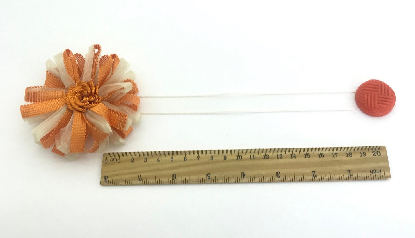 1 Calamita magnetica a fiore,fermatenda colore arancione panna  . Decorazione per tende tendaggi made in italy