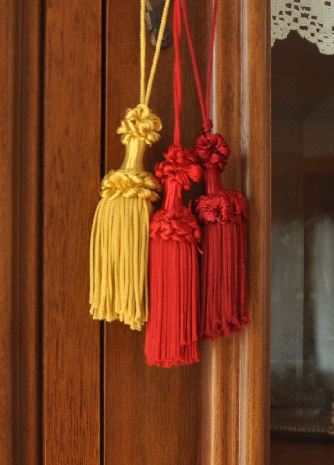 Vintage Tassel Key for Curtains and Furniture - Classic Florence Colors