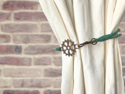 Bracciale per tende per allestimenti in stile industrial, in cotone VERDE. Allestimenti per loft ed open space. Made in Italy.