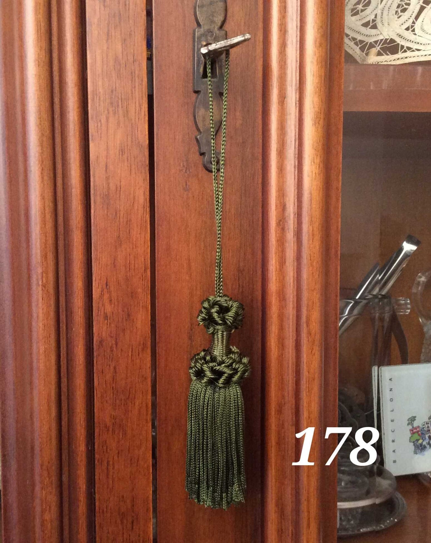 Key Tassel for Antique Furniture - Handmade Florence - 8 Colors Florence