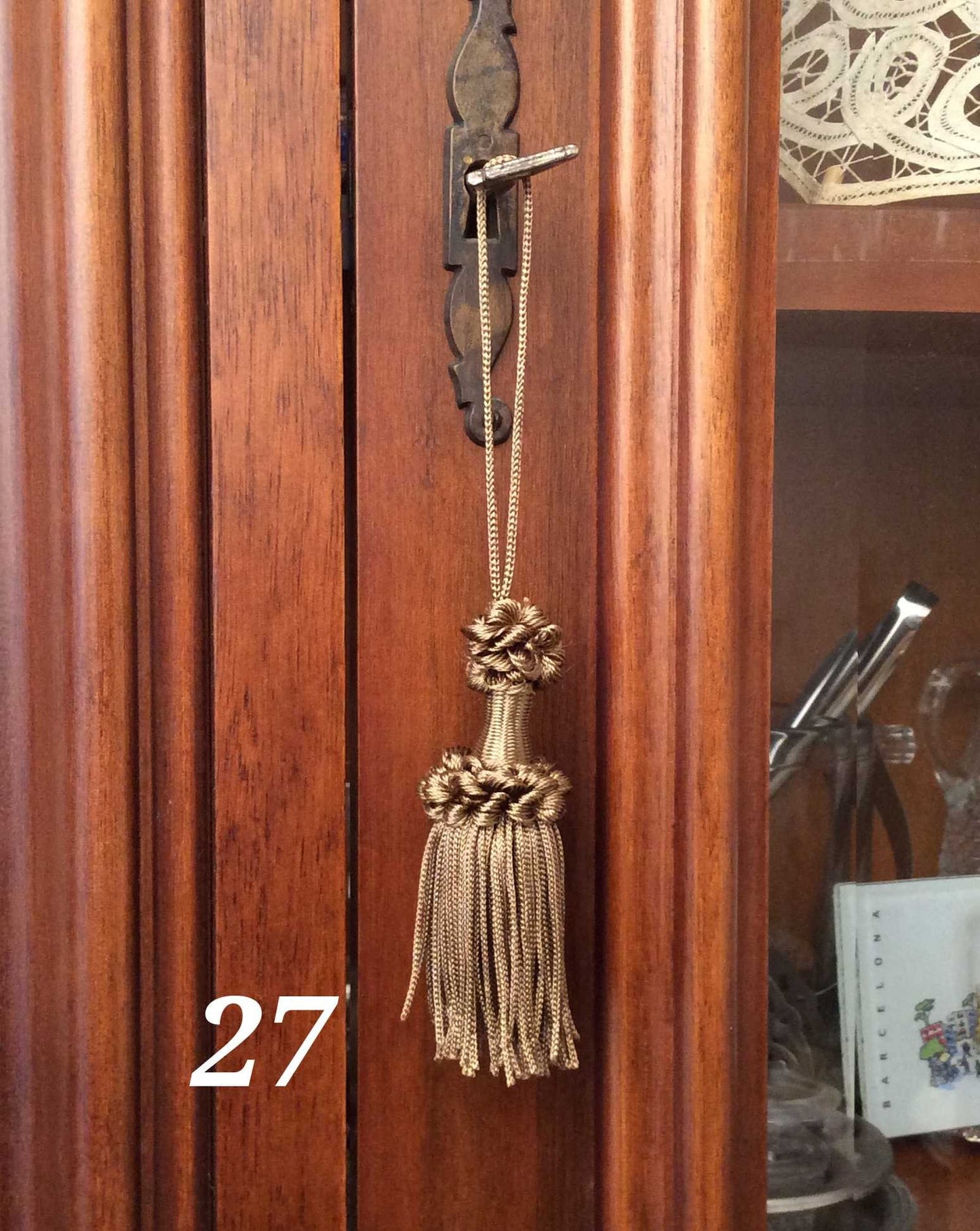 Key Tassel for Antique Furniture - Handmade Florence - 8 Colors Florence