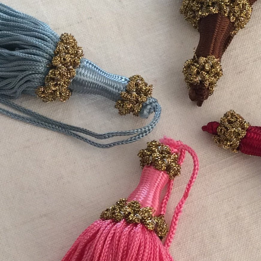 Key Tassel Lamé for Antique Furniture - 4 Colors Florence